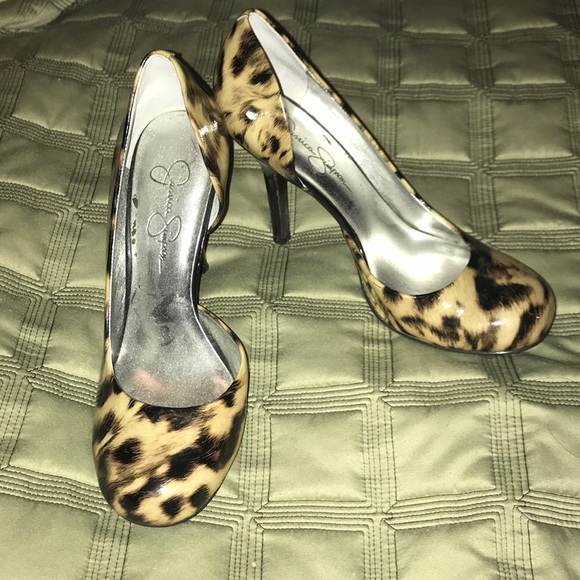Jessica Simpson animal print heels - Picture 1 of 5